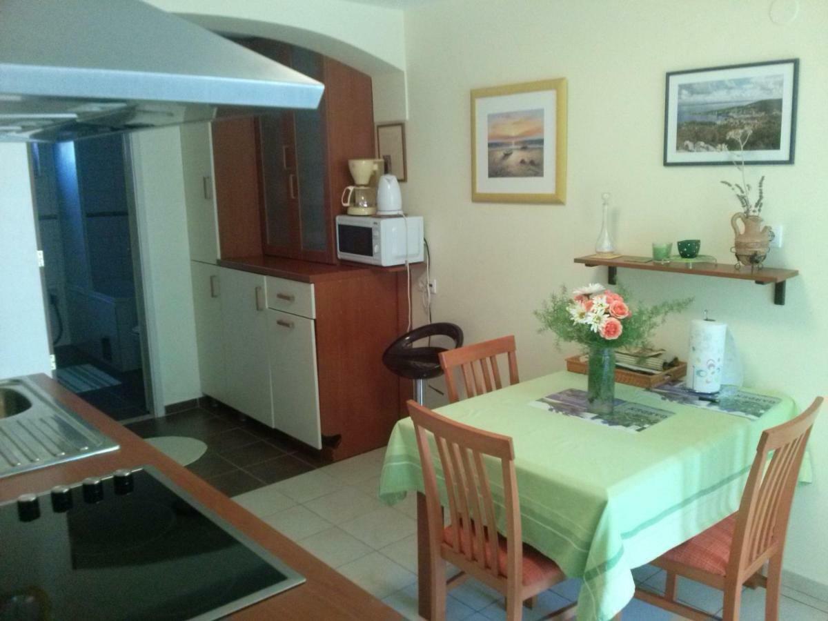 Apartment Popona *