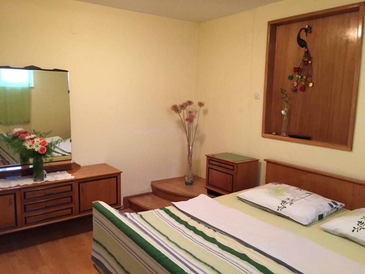 Apartment Popona *